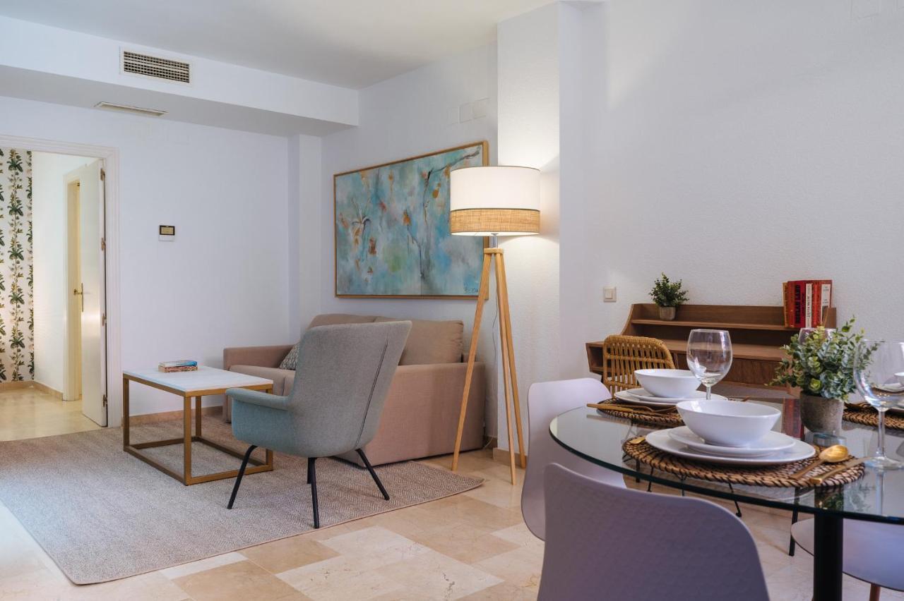 Lirio Suite Apartment - Private Parking Included Sevilla Exterior foto