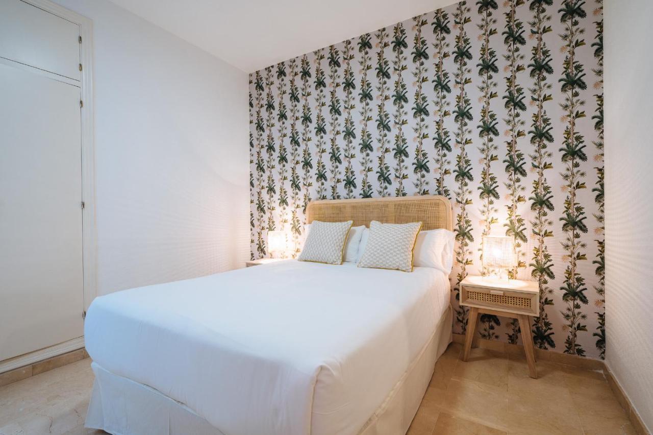 Lirio Suite Apartment - Private Parking Included Sevilla Exterior foto