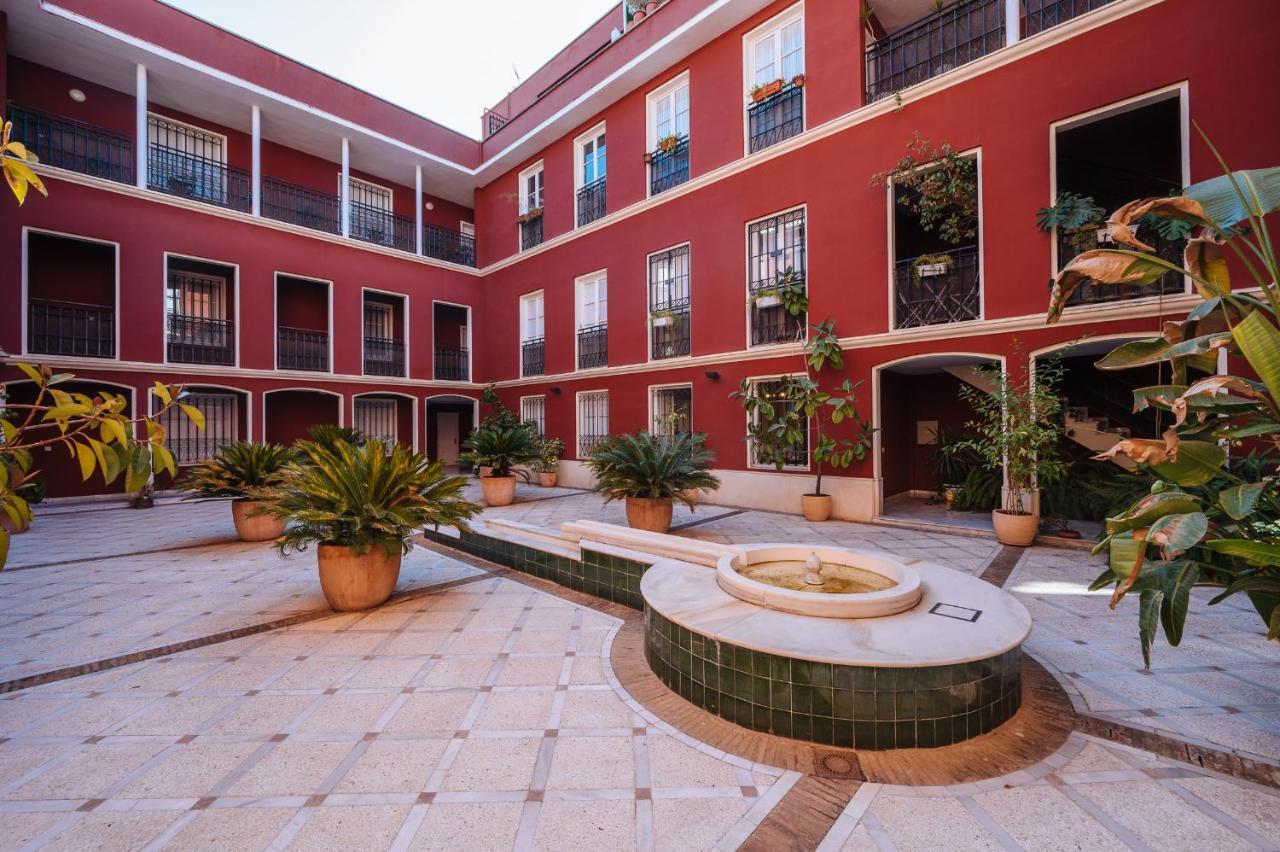 Lirio Suite Apartment - Private Parking Included Sevilla Exterior foto
